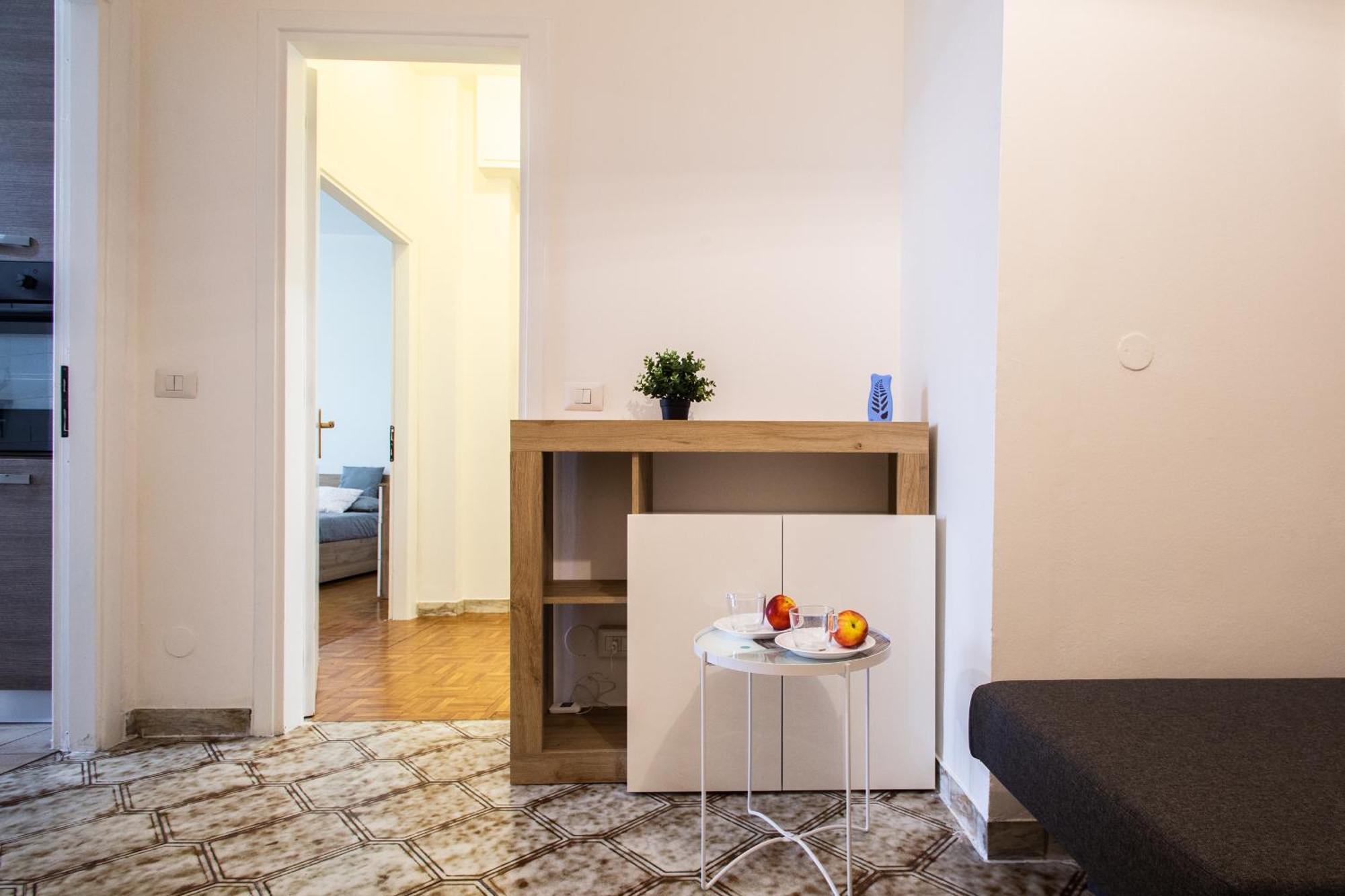 Milano-Linate Suite Self Check In & Free Parking Buitenkant foto